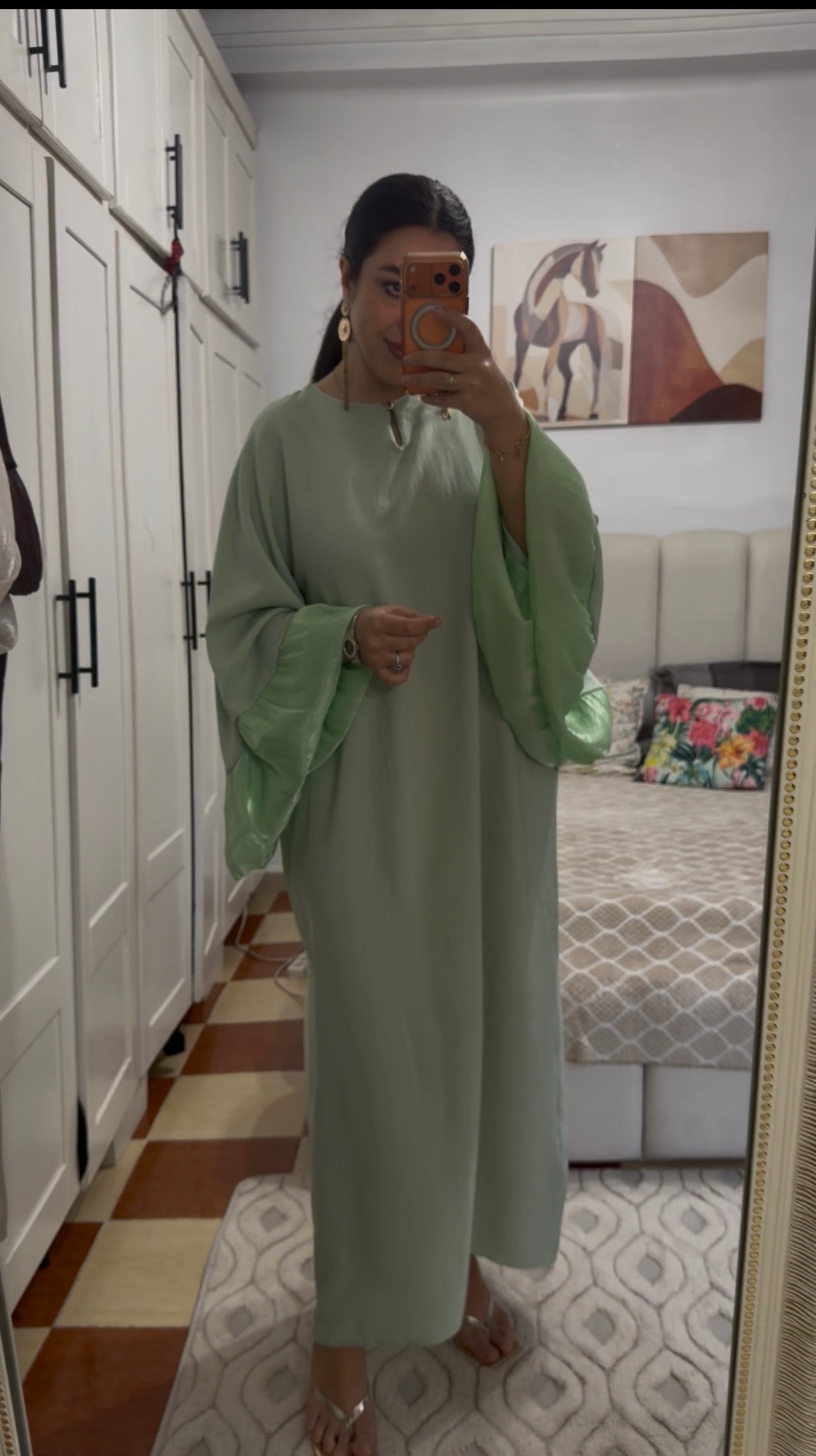 Robe Zahra